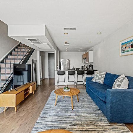 Littlefield Lofts, Hosted By Placemakr - 6Th St Остин Стая снимка