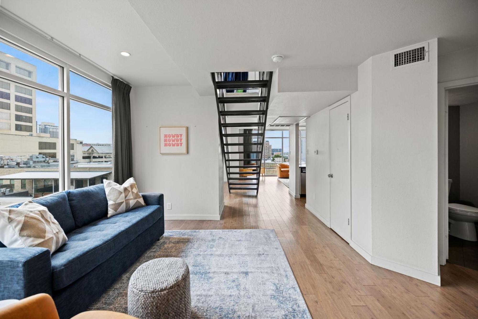 Littlefield Lofts, Hosted By Placemakr - 6Th St Остин Стая снимка