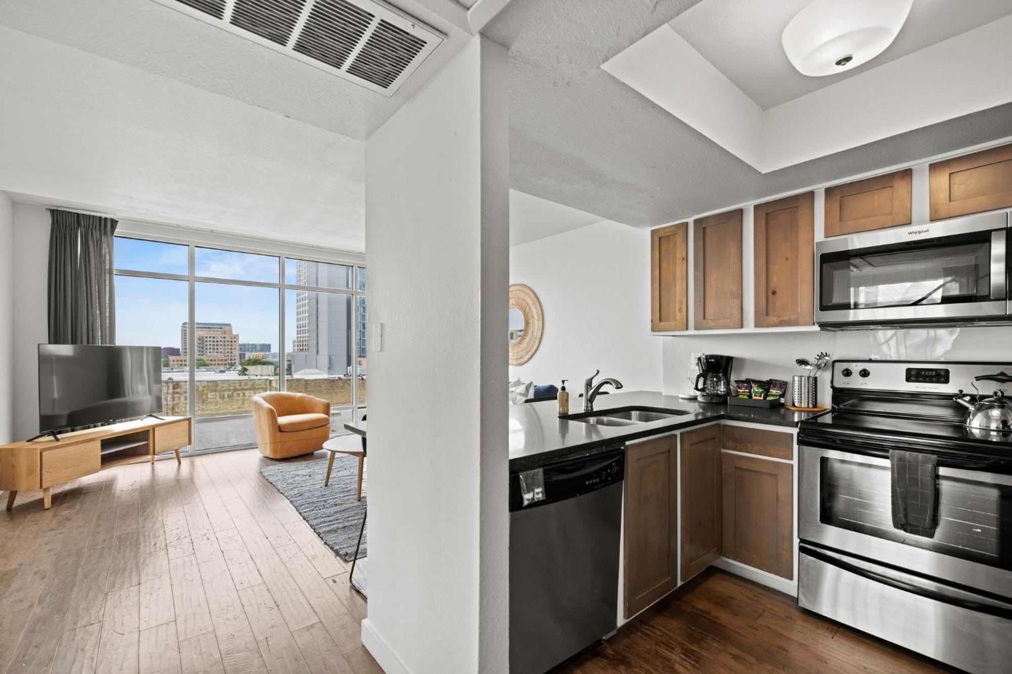 Littlefield Lofts, Hosted By Placemakr - 6Th St Остин Стая снимка