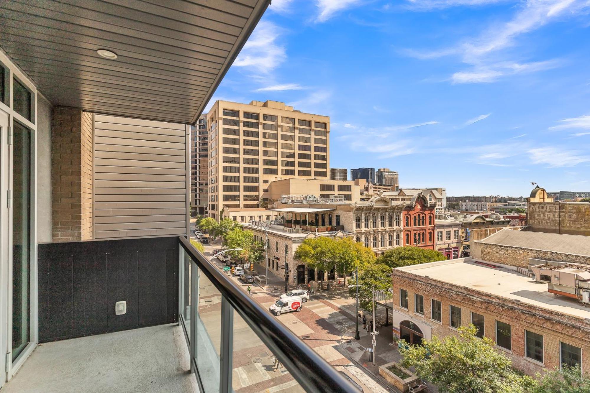 Littlefield Lofts, Hosted By Placemakr - 6Th St Остин Екстериор снимка